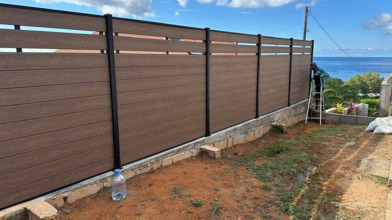Co-extrusion WPC fencing installed for a coastal project in Melbourne, Australia