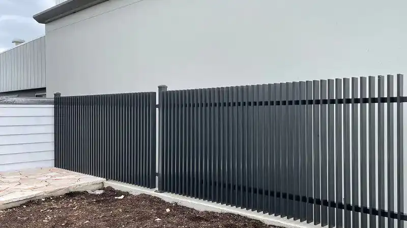 durable aluminum batten fences for residential projects